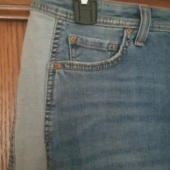 INC INTERNATIONAL CONCEPT Denim skirt size 4 - Picture 2 of 9